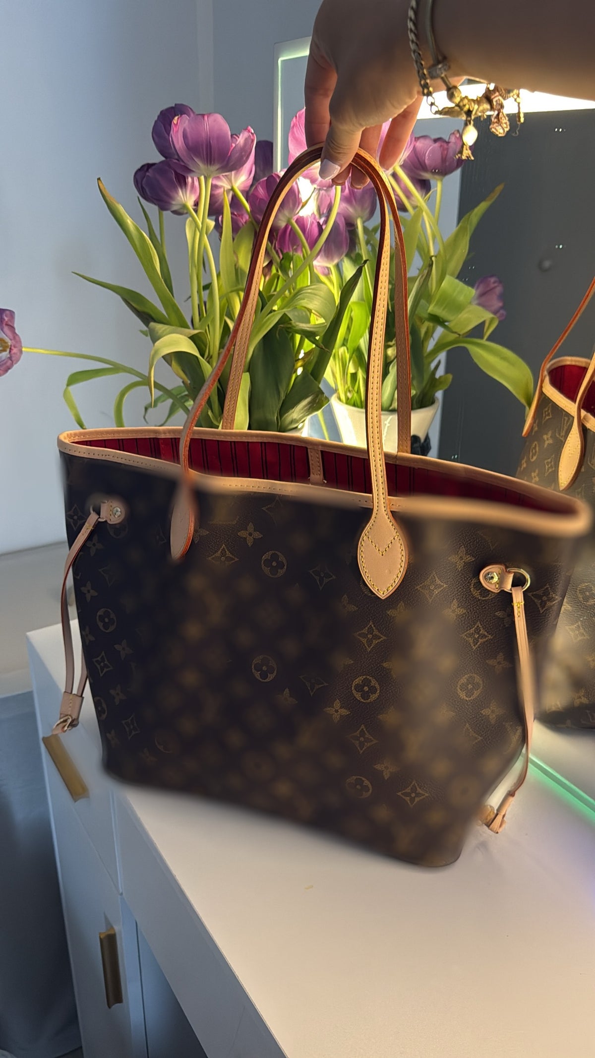 Tote bag